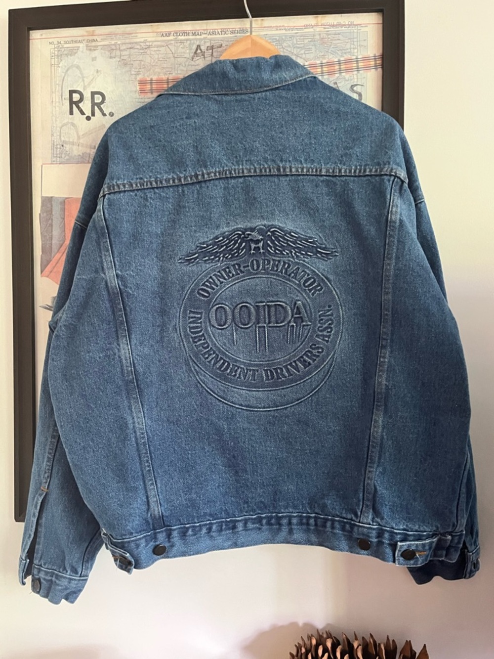 Vintage 80s Tyca Made in USA Embossed Union Trucker Denim Jacket L